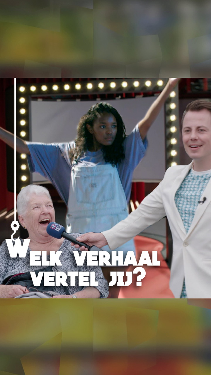 Thumbnail van aflevering 2x08 met presentatrice Sosha Duysker op de achtergrond met gespreide armen, rechts presentator Kevin van den Berg die de camera onder de neus van een breed lachende mevrouw met grijs/wit haar houdt. Daar overheen lees je de titel van de aflevering 'Welk Verhaal Vertel Jij?'