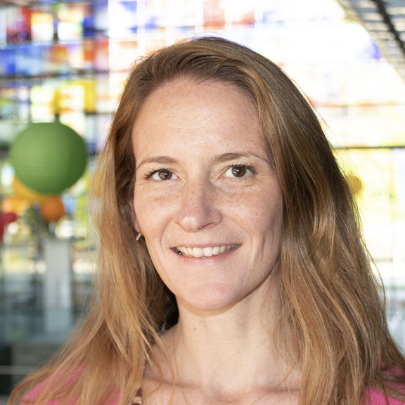 Portretfoto van Hannah in Beeld & Geluid