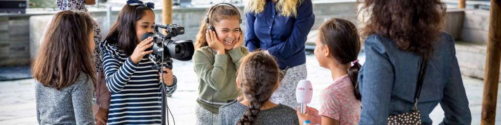 Leerlingen basisonderwijs tijdens workshop