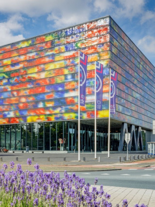 Beeld & Geluid aan de buitenkant