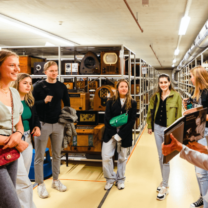 Beeld bij schenken - Depotrondleiding