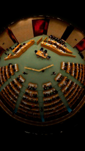Plenaire zaal Tweede Kamer van bovenaf